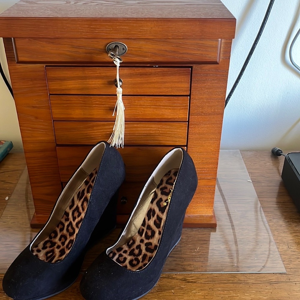 Platform shoes